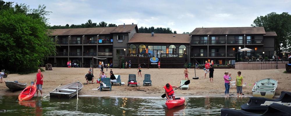 Bakers Sunset Bay Resort Lake Delton Exteriör bild
