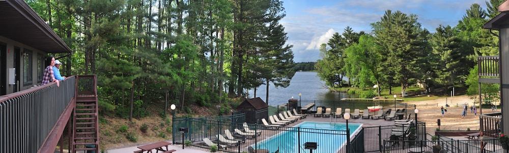 Bakers Sunset Bay Resort Lake Delton Exteriör bild