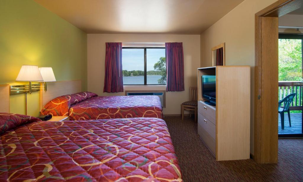 Bakers Sunset Bay Resort Lake Delton Rum bild